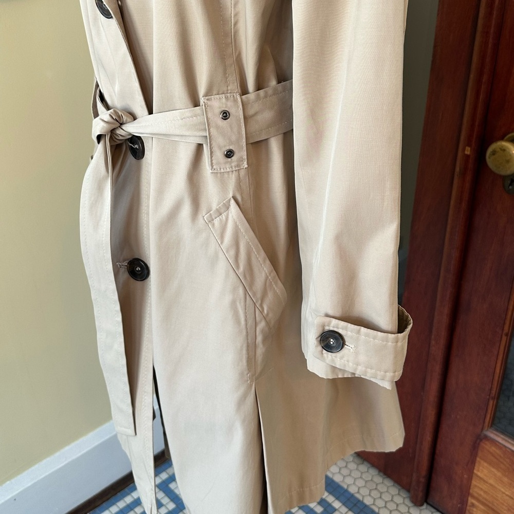 DKNY | Tan Tie Waist Single Breasted Trench Coat, Size XL - Picture 5 of 10